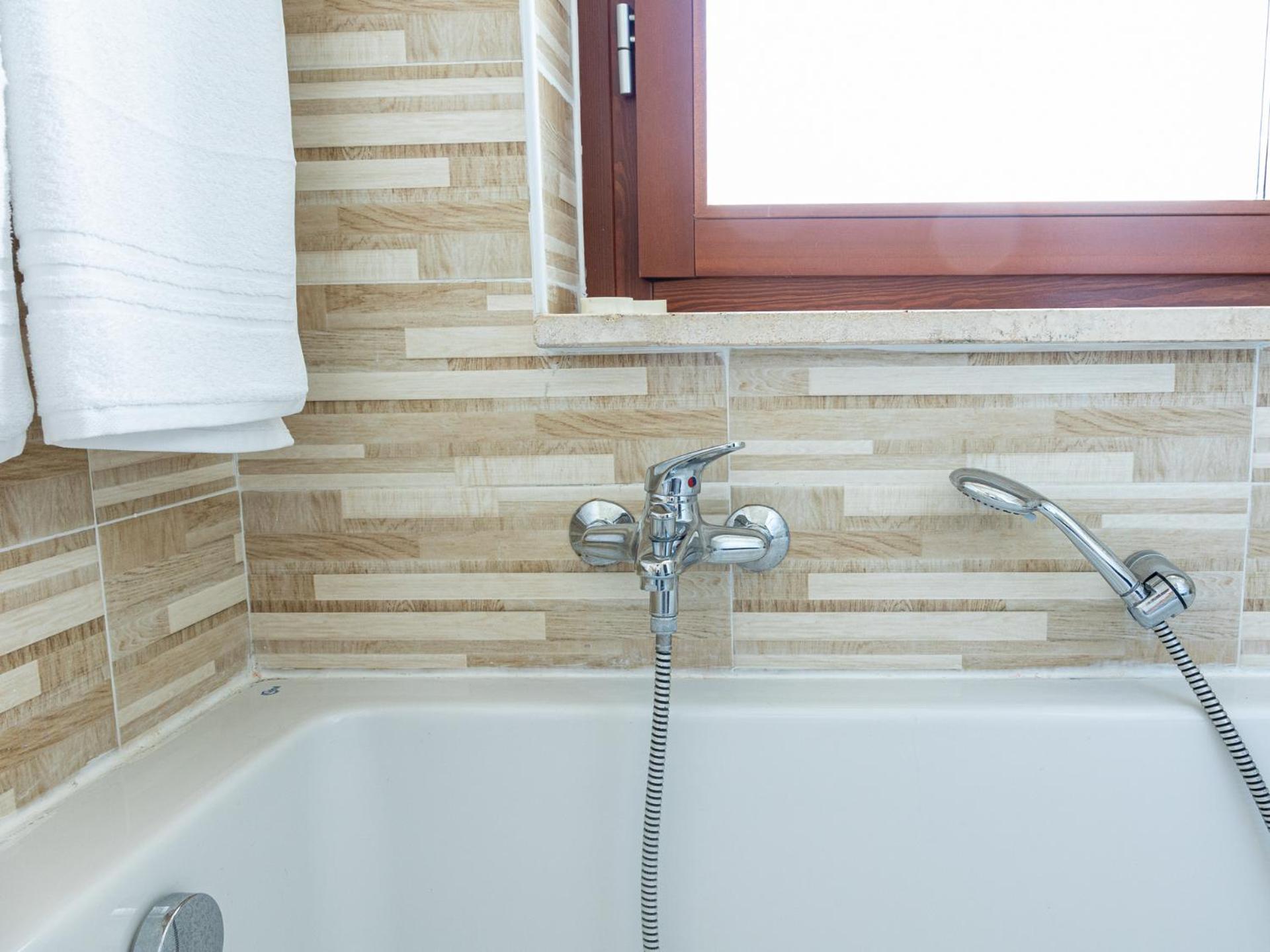 Mrb Real Estate - Maison Ludovica - Monolocale Moderno Con Giardino Frattocchie Dış mekan fotoğraf